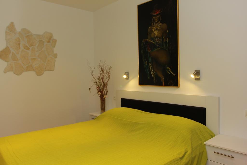 Apartment House Vitaic Supetar Phòng bức ảnh