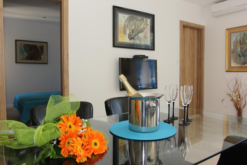 Apartment House Vitaic Supetar Phòng bức ảnh